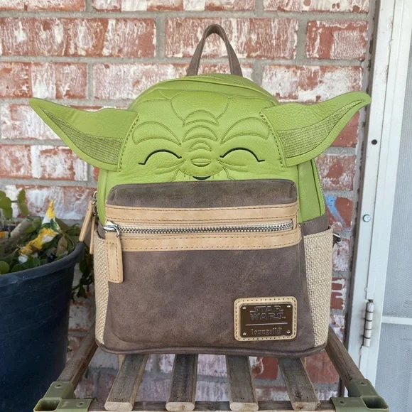 Loungefly mini backpack Yoda design used Loungefly Star Wars The Child Grogu Baby Yoda Mini Backpack  main image 2